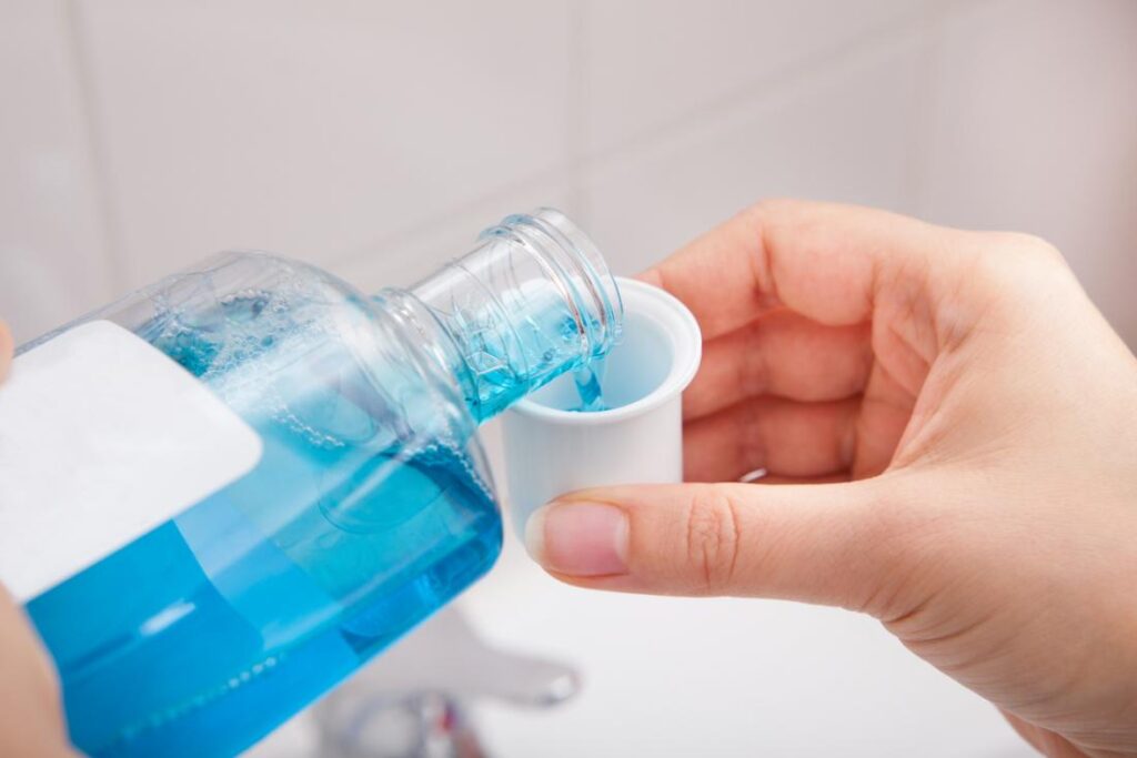 Hidden Risks Of Using Mouthwash For Bad Breath